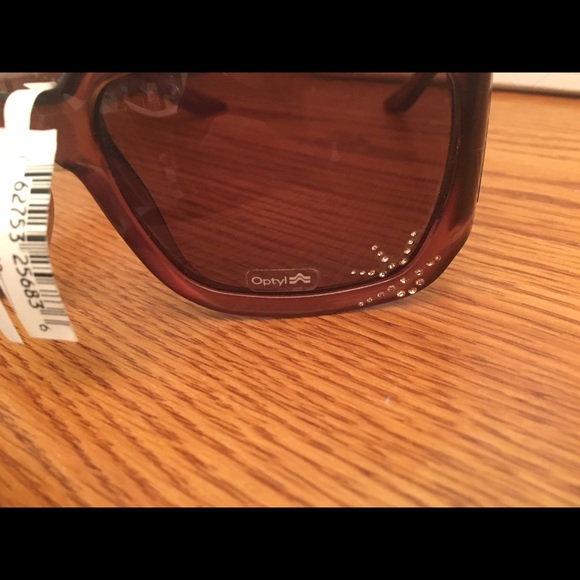 NEW DIOR 💯% authentic SPIDIOR crystal sunglasses - Picture 7 of 8